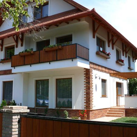 Sara Apartman Hévíz Extérieur photo